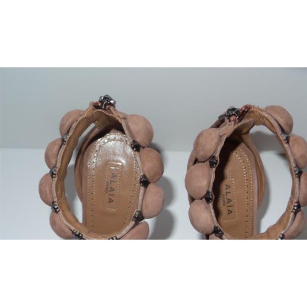 ALAIA BOMBE TAUPE STUDDED SANDALS HEELS SIZE 36 - Picture 11 of 11